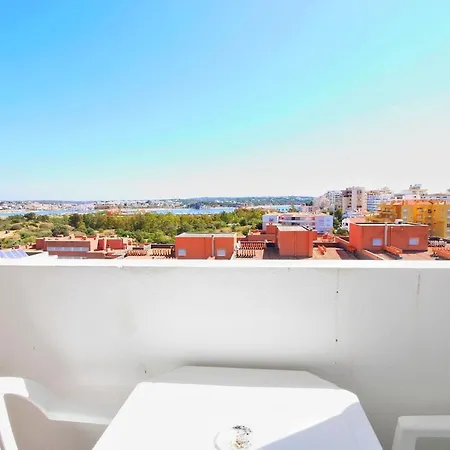 Apartment Novenarocha *